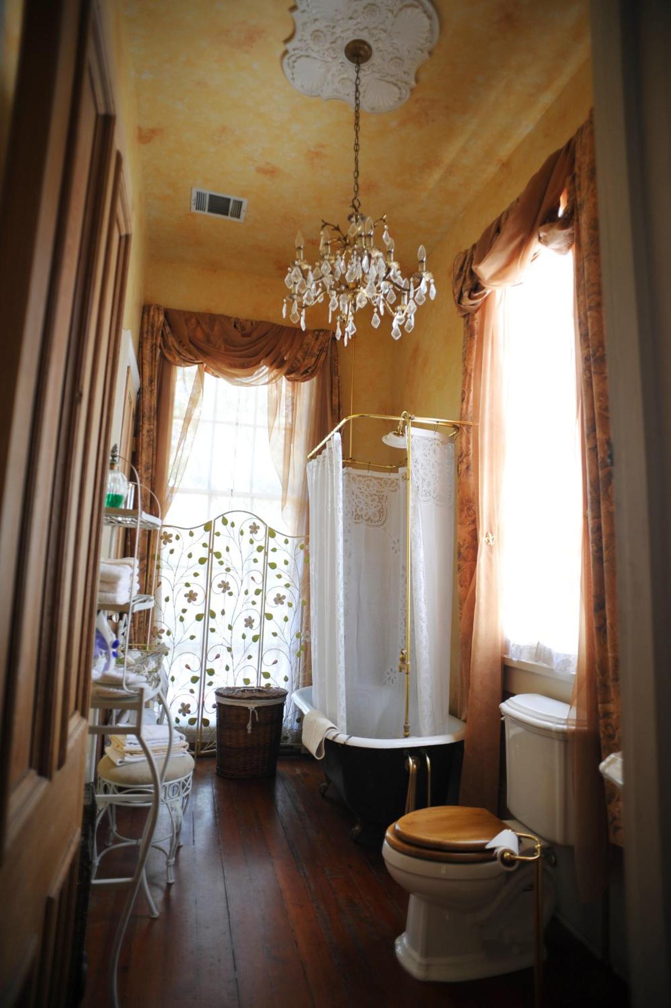 Hh Whitney House - A Bed & Breakfast On The Historic Esplanade New Orleans Eksteriør billede