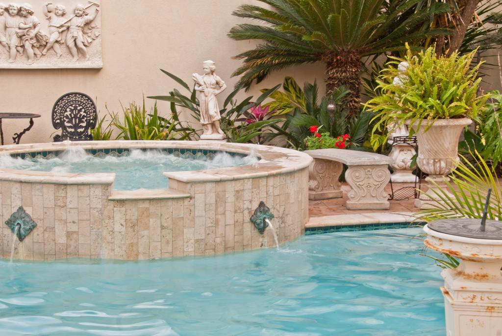 Hh Whitney House - A Bed & Breakfast On The Historic Esplanade New Orleans Eksteriør billede