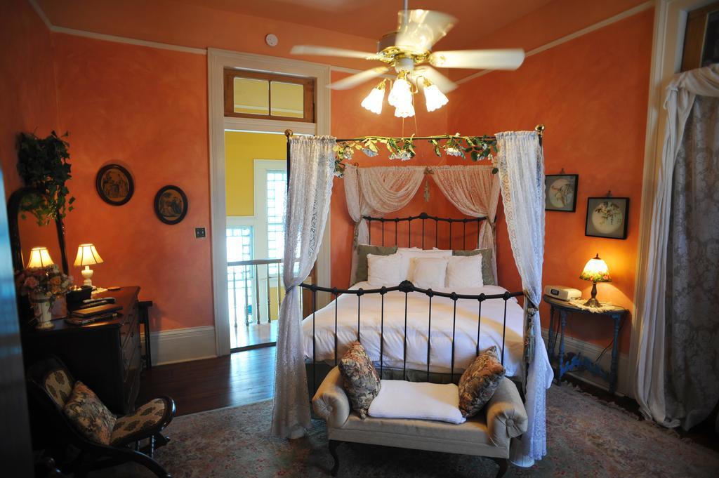 Hh Whitney House - A Bed & Breakfast On The Historic Esplanade New Orleans Eksteriør billede